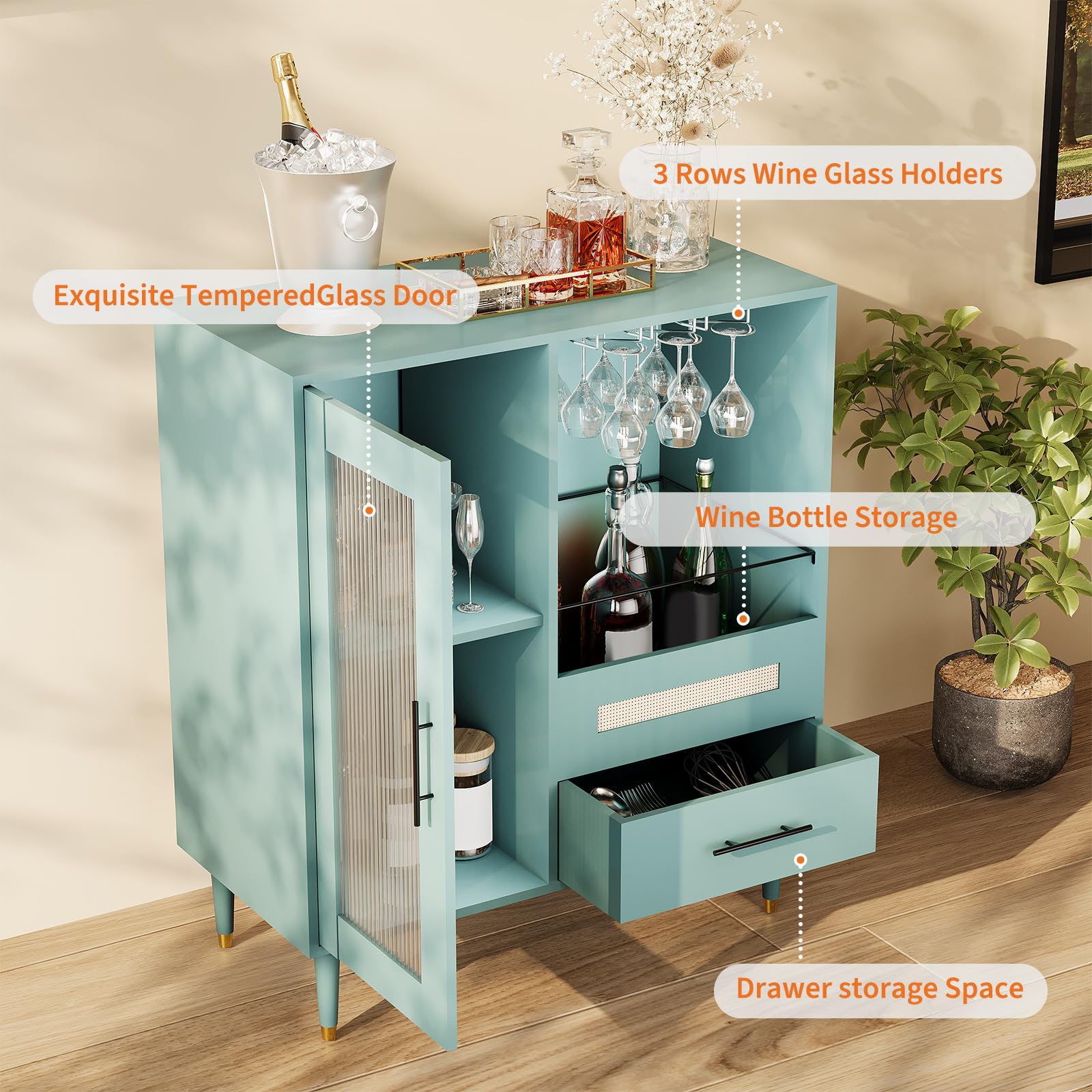Puerta de vidrio templado y patas metálicas del mueble bar Garvee de 78x38x90 cm